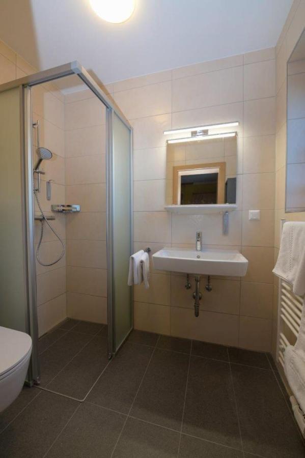 Haus Miriam Hotel Sankt Lorenzen ob Murau Buitenkant foto