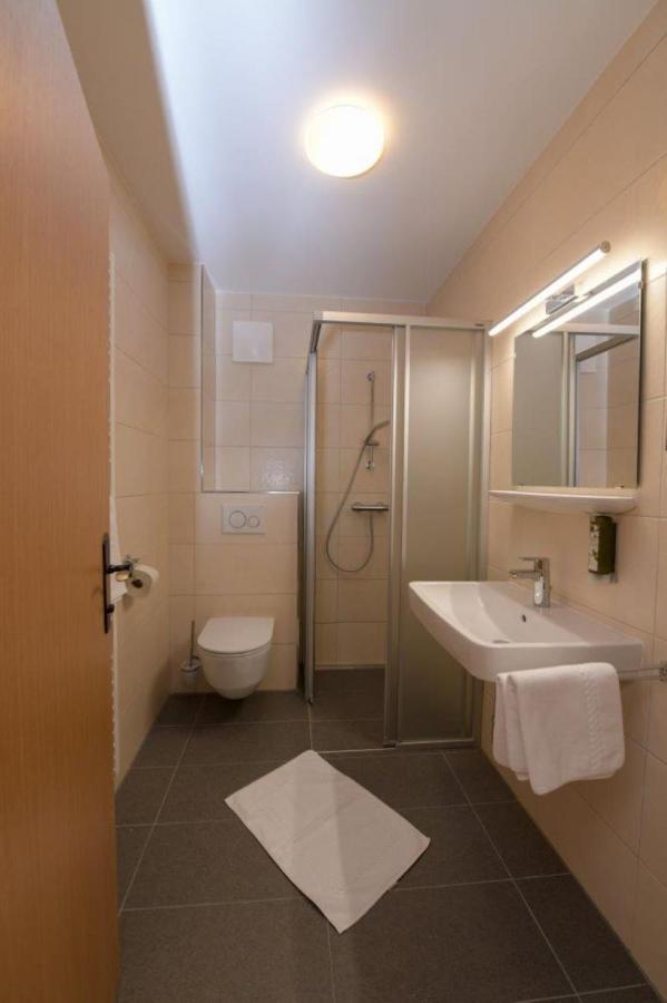 Haus Miriam Hotel Sankt Lorenzen ob Murau Buitenkant foto