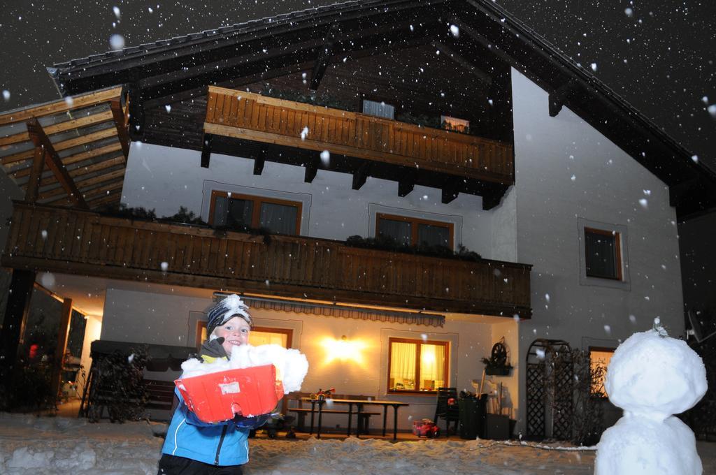 Haus Miriam Hotel Sankt Lorenzen ob Murau Buitenkant foto