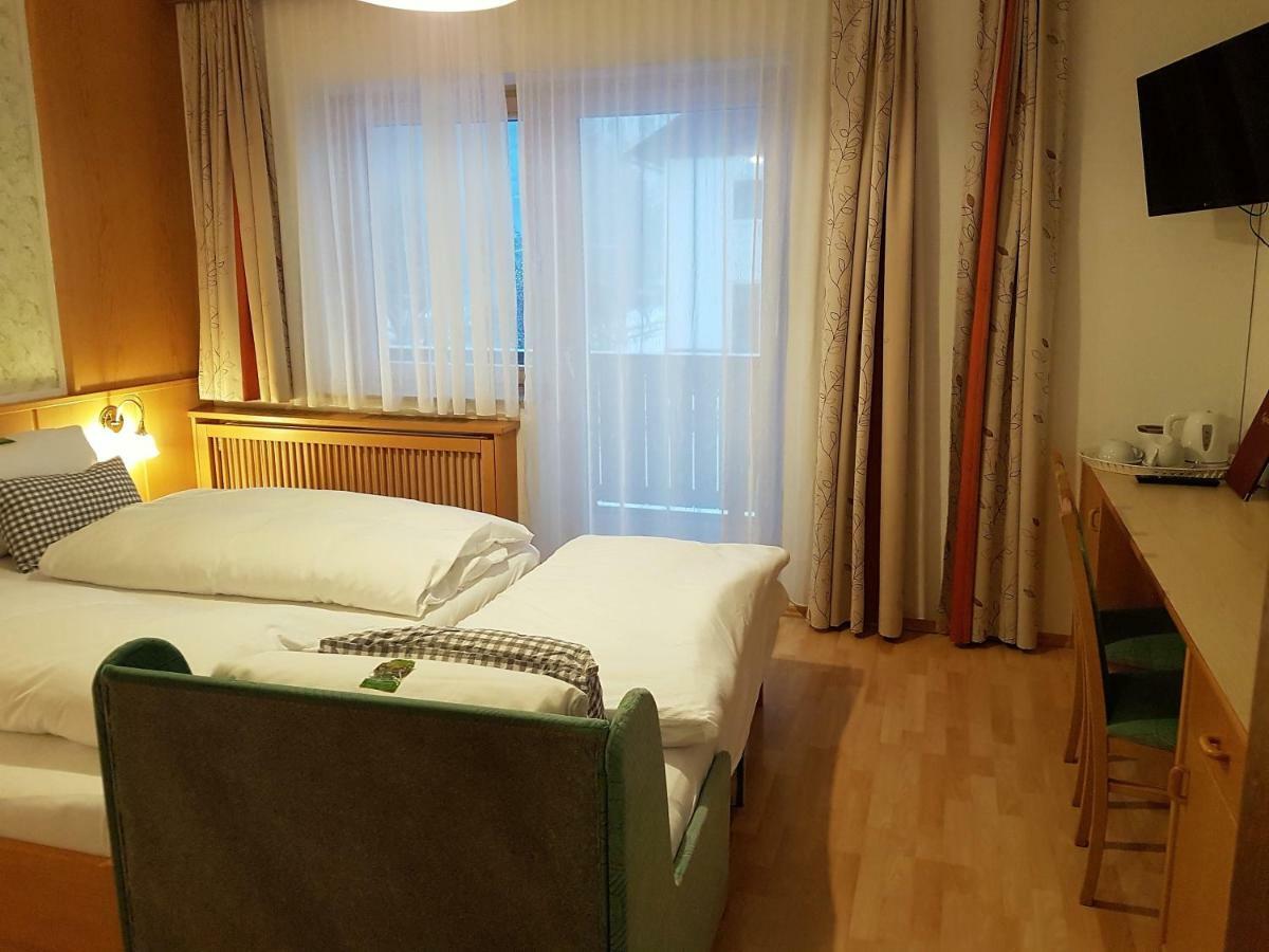 Haus Miriam Hotel Sankt Lorenzen ob Murau Buitenkant foto
