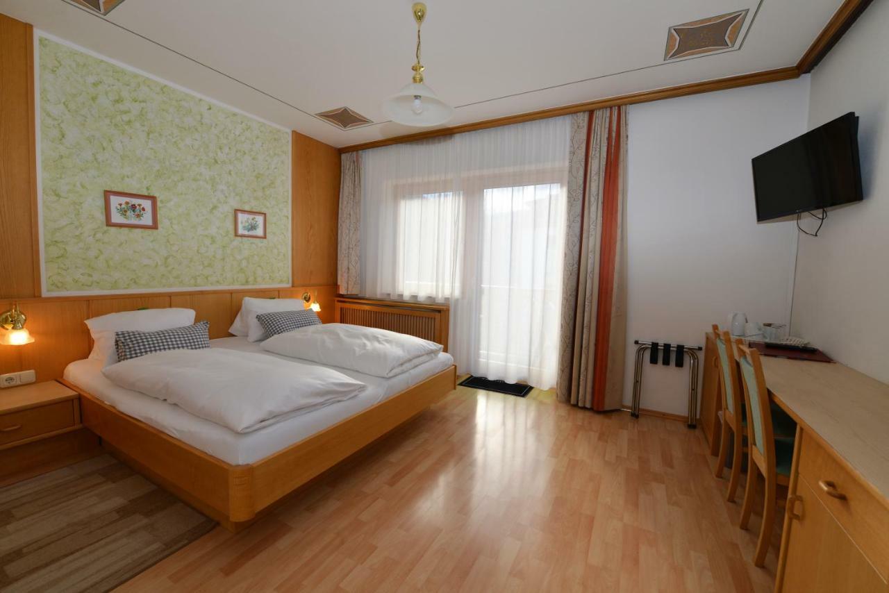 Haus Miriam Hotel Sankt Lorenzen ob Murau Buitenkant foto